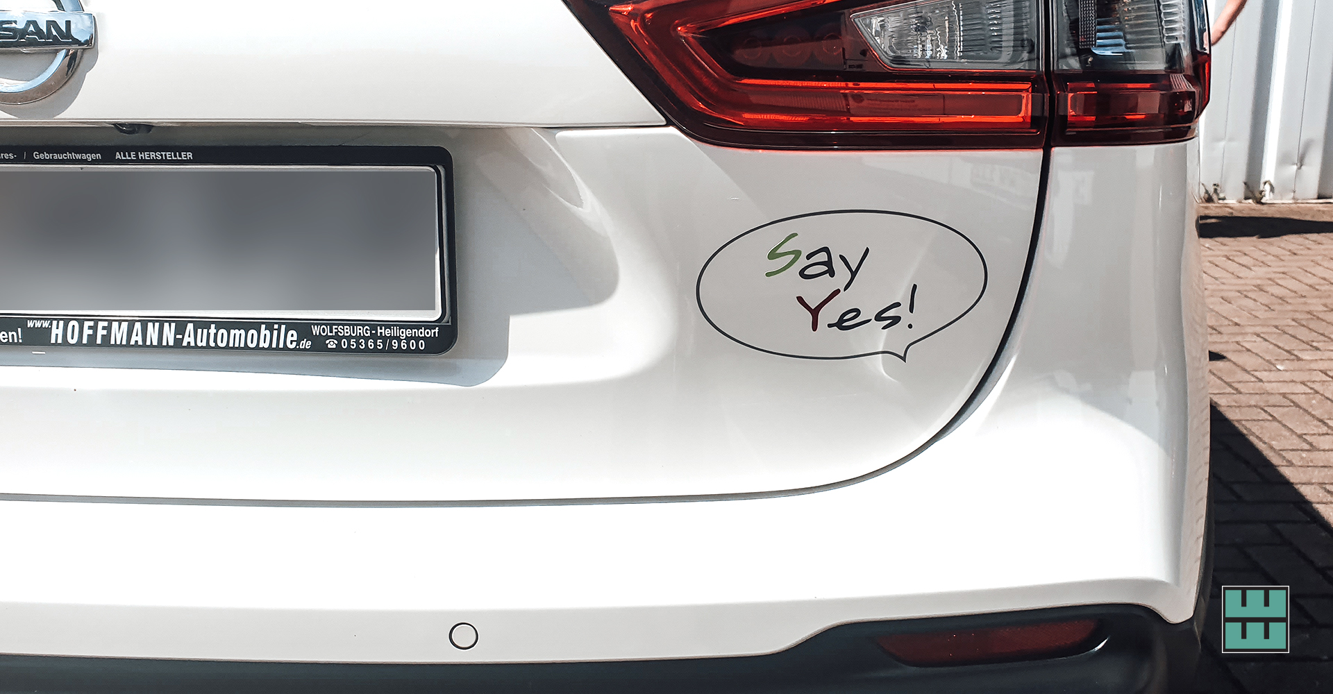 Für die Freie Rednerin Michaela Seidel haben wir bereits im Sommer 2020 ihr Auto beklebt. Ihr Logo sieht auf dem weißen Auto einfach klasse aus!